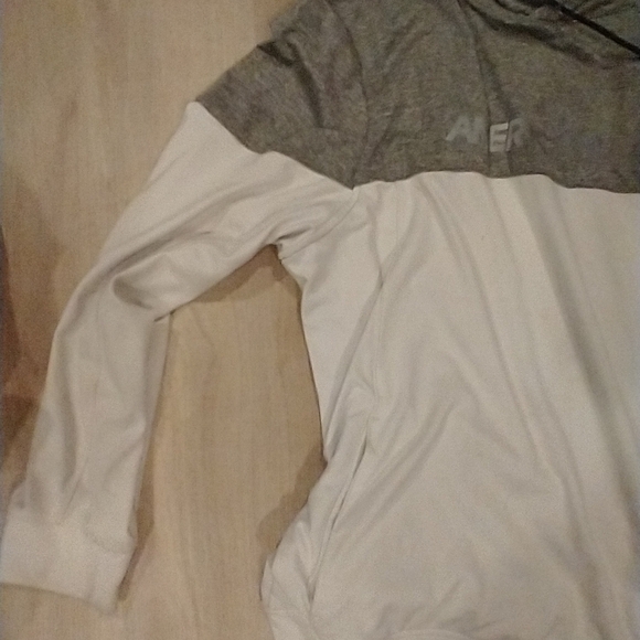 Men's XXL American‎ Eagle grey white flex hoodie - Picture 5 of 6